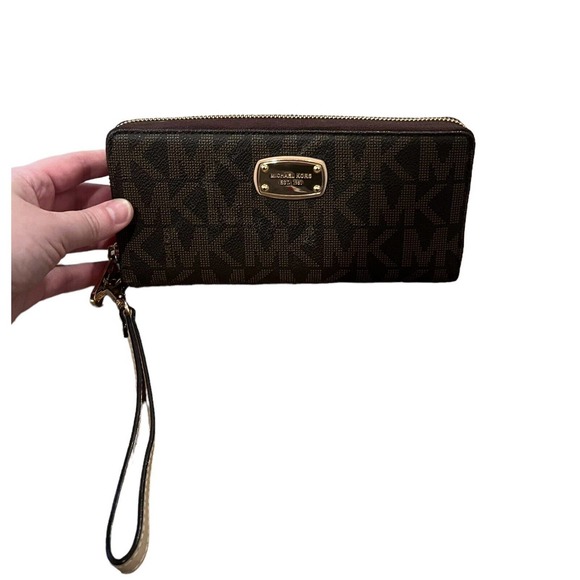 Michael Kors Brown Black Leather MK Print Full Zip Wallet Wristlet Card Holder - Picture 7 of 9